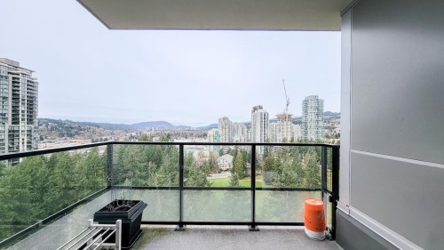 2204-3096 Windsor Gate, Coquitlam, BC 