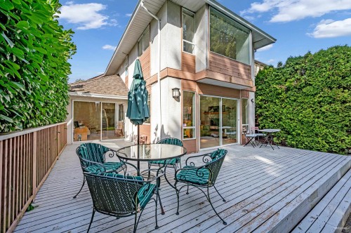 1006 Sinclair Street, West Vancouver, BC 