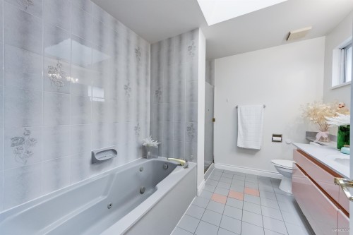 3657 29Th Avenue W, Vancouver, BC 