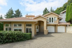 2757 Chelsea Court  West Vancouver, BC V7S 3E9