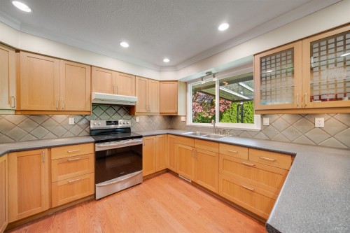 7720 Waterton Drive, Richmond, BC 