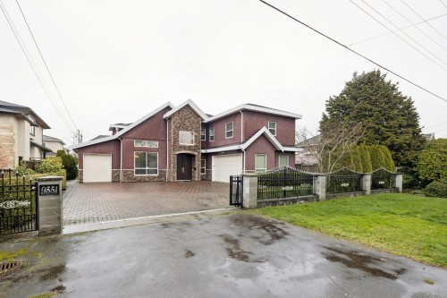 9551 Saunders Road, Richmond, BC 
