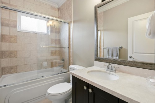 9551 Saunders Road, Richmond, BC 