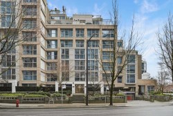 303-1388 Homer Street  Vancouver, BC V6B 6A7