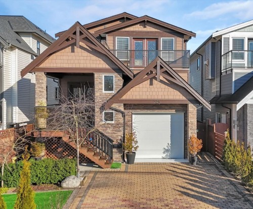 221 Campbell Street  New Westminster, BC V3M 5K8