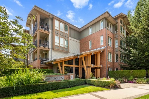 407-1111 27 Street E North Vancouver, BC V7J 1S3