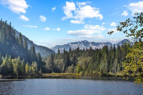 2045 Rustad Road N, Squamish, BC 