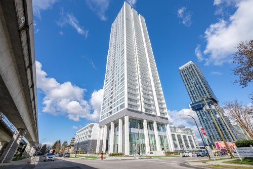 2304-6087 Wilson Avenue  Burnaby, BC V5H 0M1