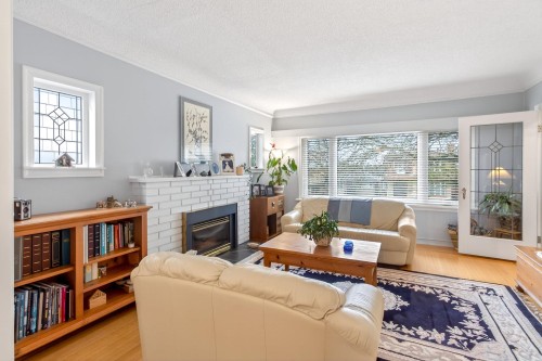 3494 Oxford Street, Vancouver, BC 