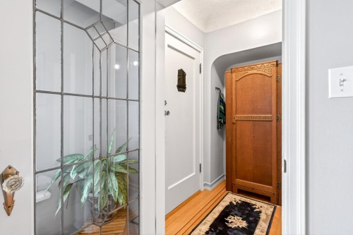 3494 Oxford Street, Vancouver, BC 