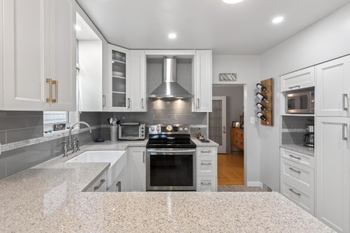3494 Oxford Street, Vancouver, BC 