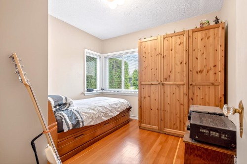 3494 Oxford Street, Vancouver, BC 