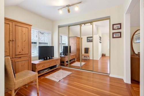 3494 Oxford Street, Vancouver, BC 