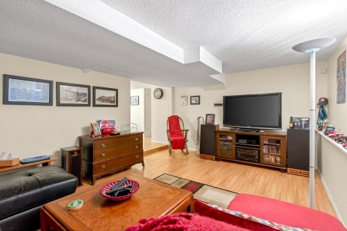 3494 Oxford Street, Vancouver, BC 