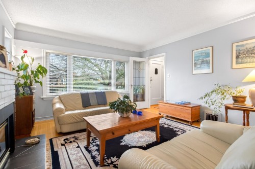 3494 Oxford Street, Vancouver, BC 