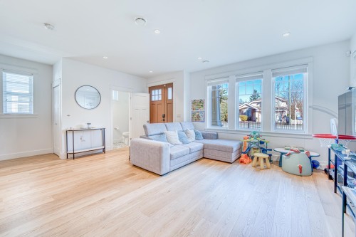 5684 Williams Road, Richmond, BC 