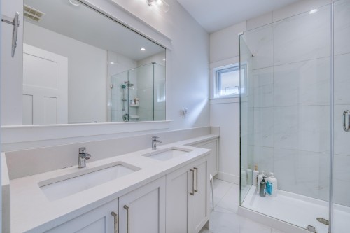 5684 Williams Road, Richmond, BC 