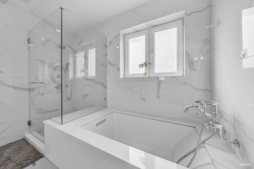 3562 34Th Avenue W, Vancouver, BC 