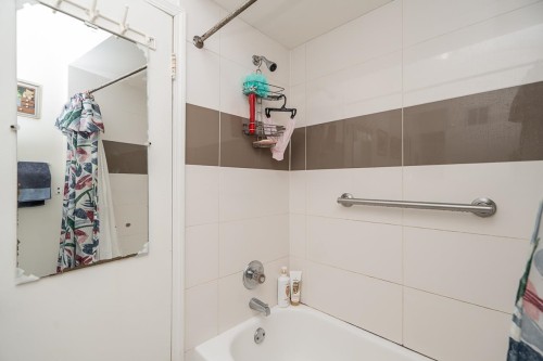4712 Victoria Drive, Vancouver, BC 