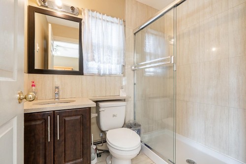 7865 16Th Avenue, Burnaby, BC 