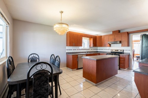 7865 16Th Avenue, Burnaby, BC 
