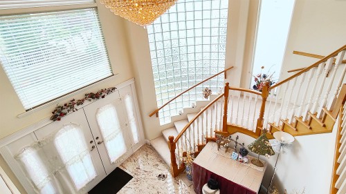 8675 Armstrong Avenue, Burnaby, BC 