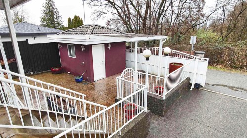 8675 Armstrong Avenue, Burnaby, BC 