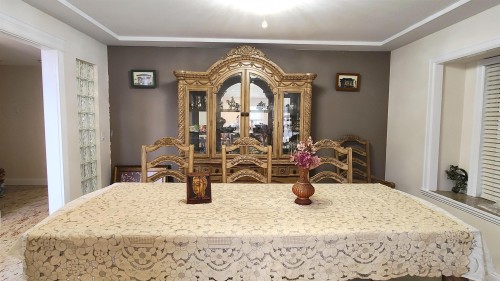 8675 Armstrong Avenue, Burnaby, BC 