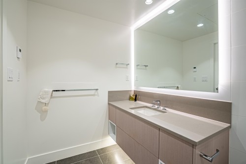 1601-1632 Lions Gate Lane, North Vancouver, BC 