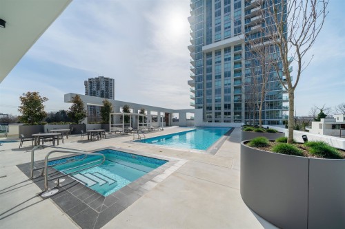 1601-1632 Lions Gate Lane, North Vancouver, BC 