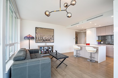1601-1632 Lions Gate Lane, North Vancouver, BC 