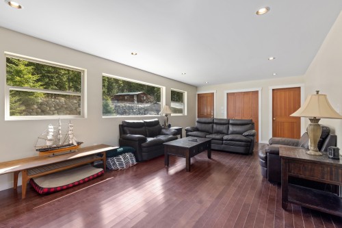 9660 Devine Street, D'Arcy, BC 