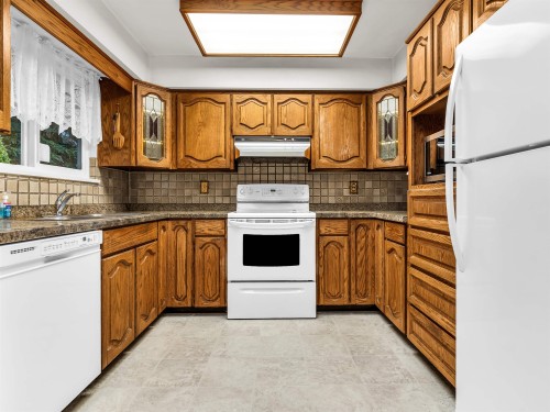 6884 Toderick Street, Vancouver, BC 