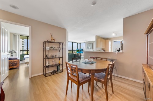 1501-6659 Southoaks Crescent, Burnaby, BC 
