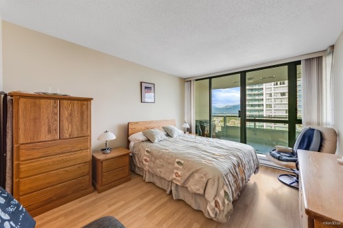 1501-6659 Southoaks Crescent, Burnaby, BC 