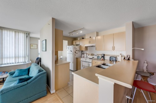 1501-6659 Southoaks Crescent, Burnaby, BC 