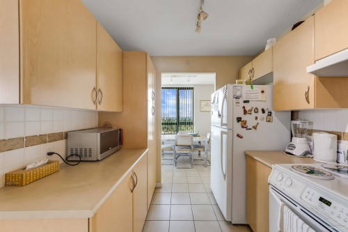 1501-6659 Southoaks Crescent, Burnaby, BC 