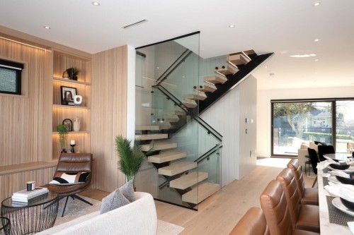 3679 Pandora Street, Vancouver, BC 