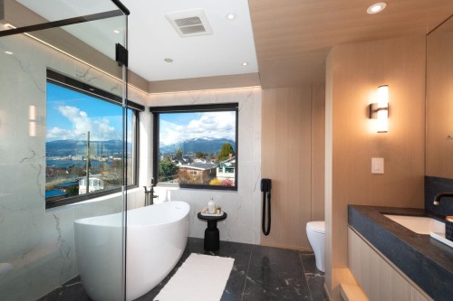 3679 Pandora Street, Vancouver, BC 