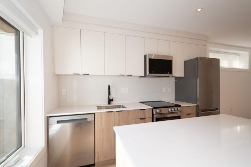 3679 Pandora Street, Vancouver, BC 