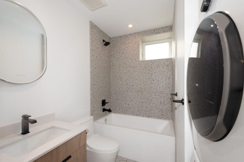 3679 Pandora Street, Vancouver, BC 