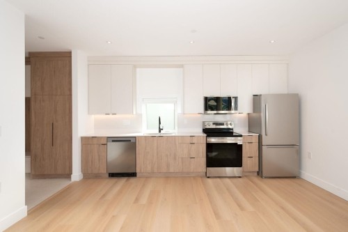 3679 Pandora Street, Vancouver, BC 