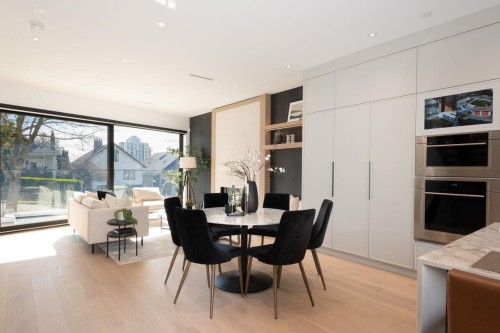 3679 Pandora Street, Vancouver, BC 