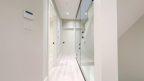 2373 7Th Avenue W, Vancouver, BC 