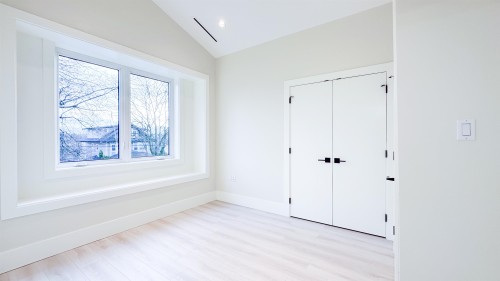 2373 7Th Avenue W, Vancouver, BC 