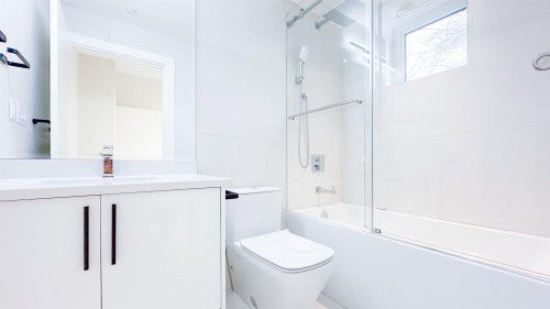 2373 7Th Avenue W, Vancouver, BC 