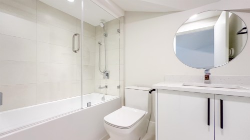 2373 7Th Avenue W, Vancouver, BC 