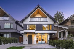 1-2138 48th Avenue W Vancouver, BC V6M 2P5