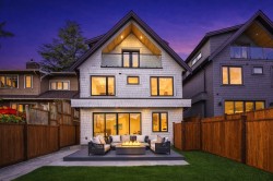 2-2138 48th Avenue W Vancouver, BC V6M 2P5