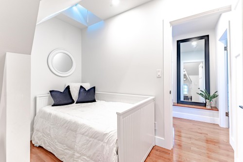 6713 Arbutus Street, Vancouver, BC 